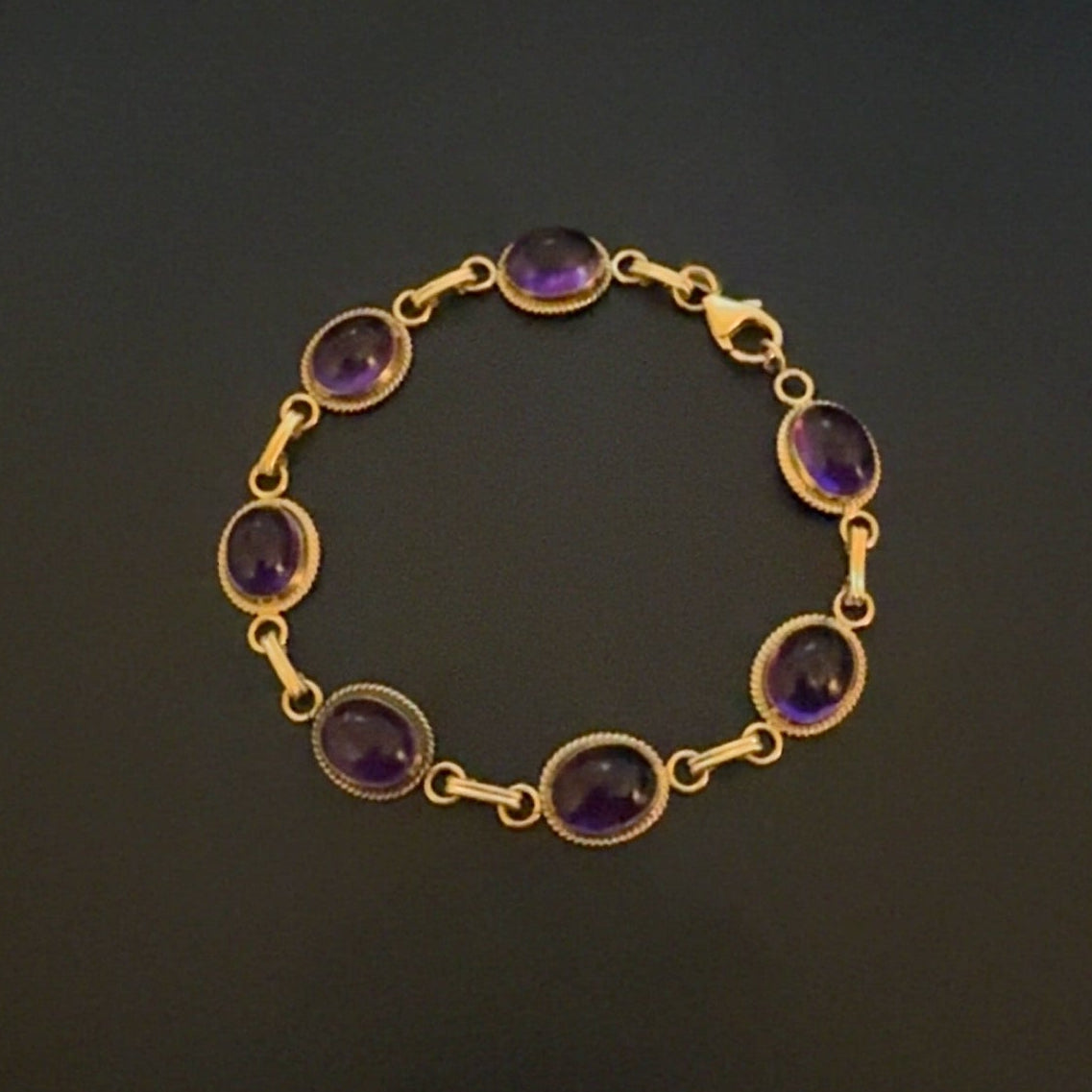 14k Gold and Amethyst Carla Cabochon Bracelet