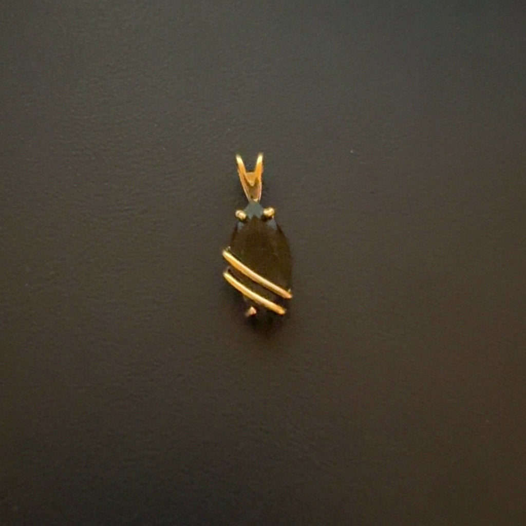 10k Gold and Black Onyx Pendent Only