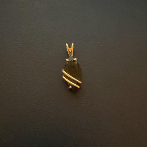 10k Gold and Black Onyx Pendent Only